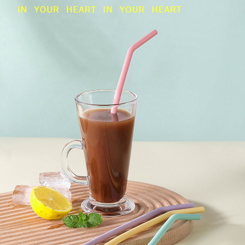 【X】4本入り食品グレードのカラフルなシリコンストロー、子供 - X Nutrition のレビューと価格
