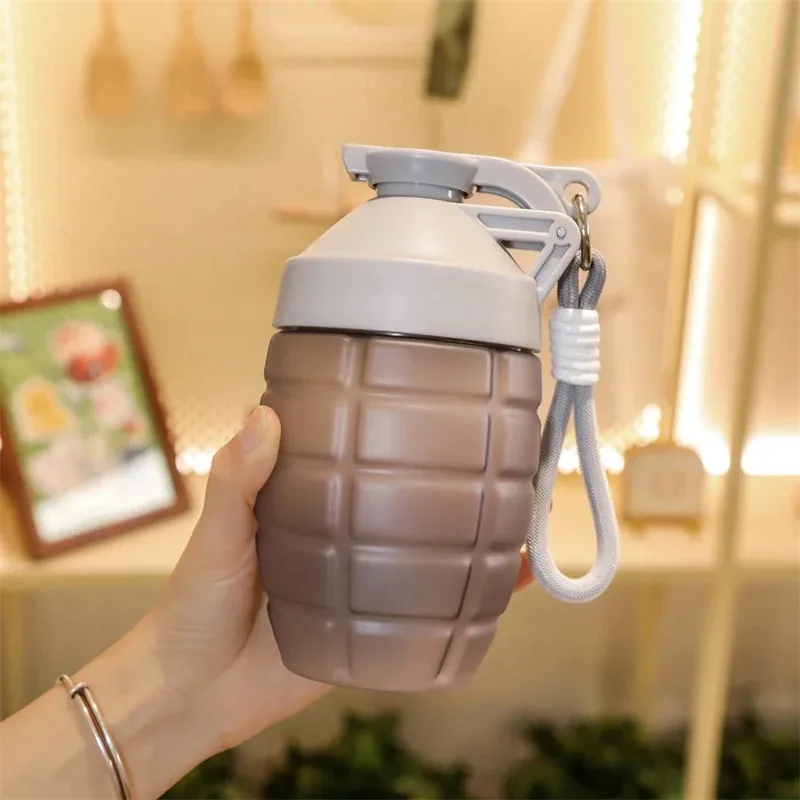 600ml大容量スポーツウォーターボトル、プロテインシェイク - Fitness Nutrition Protein のレビューと価格